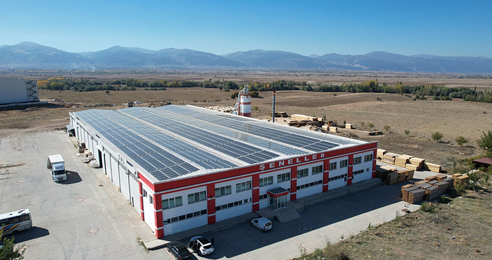 Şeneller Orman Ürünleri fabrikası, havadan görünüm